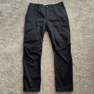 Fjallraven women’s Abisko Hyrbid Trail Trousers - size 12, color Black